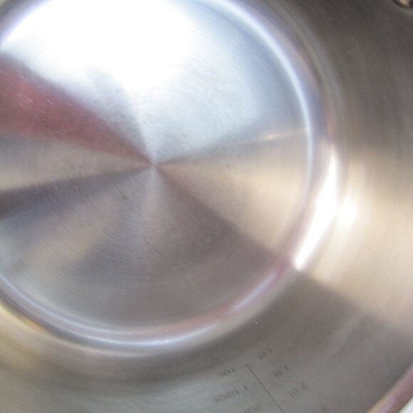 Le Creuset 3L - 8" Stainless Steel Pot - No Lid - Used - Made in Portugal - Picture 8 of 10